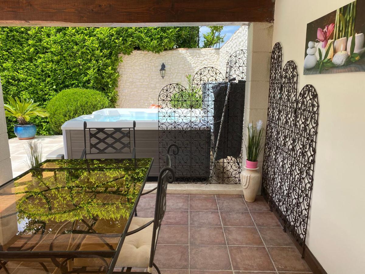 Mas Beau Soleil & Spa Cottages De Charme Avec Jacuzzi&Jardin Prives Saint-Rémy-de-Provence Zewnętrze zdjęcie