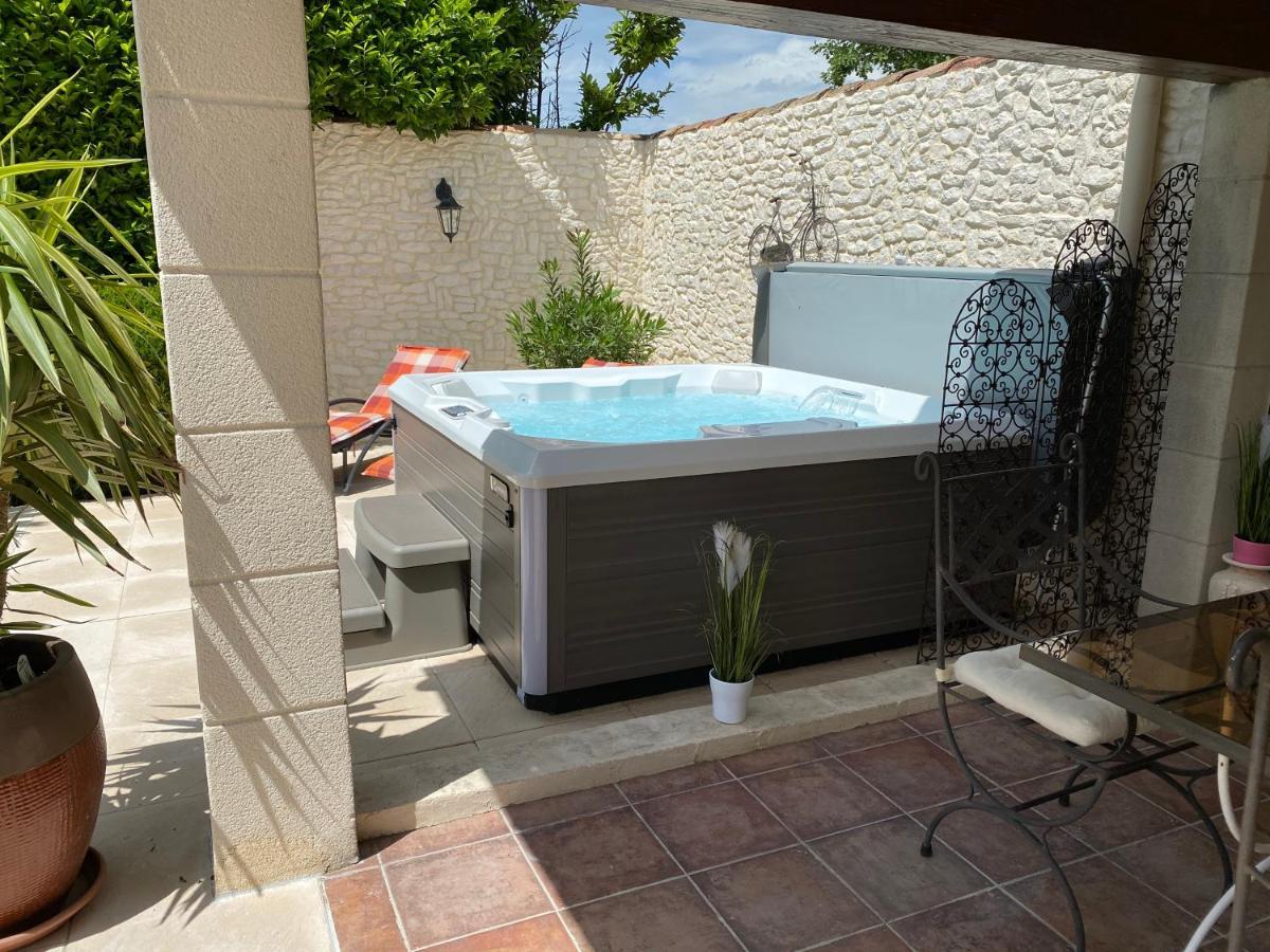 Mas Beau Soleil & Spa Cottages De Charme Avec Jacuzzi&Jardin Prives Saint-Rémy-de-Provence Zewnętrze zdjęcie