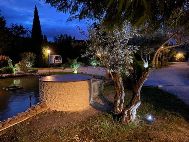 Mas Beau Soleil & Spa Cottages De Charme Avec Jacuzzi&Jardin Prives Saint-Rémy-de-Provence Zewnętrze zdjęcie