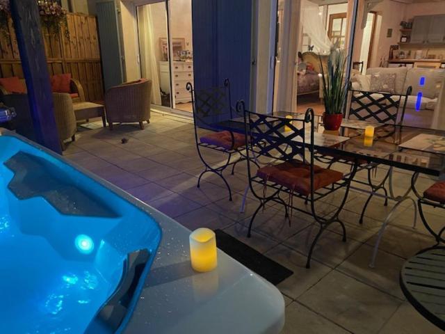 Mas Beau Soleil & Spa Cottages De Charme Avec Jacuzzi&Jardin Prives Saint-Rémy-de-Provence Zewnętrze zdjęcie